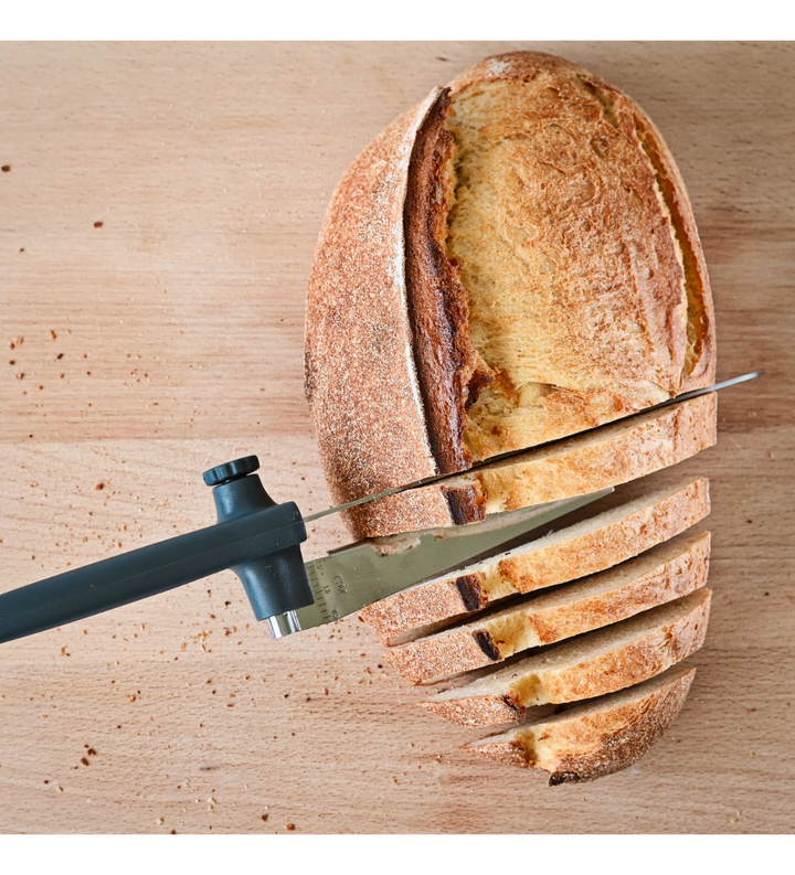 Bread Knife with Guide